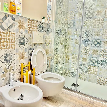 Leonida's House, In The Heart Of * טורינו