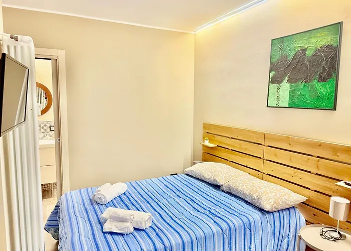 Leonida's House, In The Heart Of *